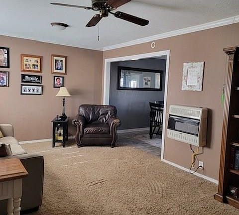 3rd image of 406 Winona Blvd
