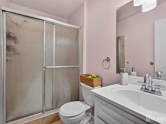 2nd image of 99 Pennsylvania Way