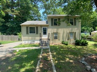 9219 Rainwood Rd, North Chesterfield, VA 23237