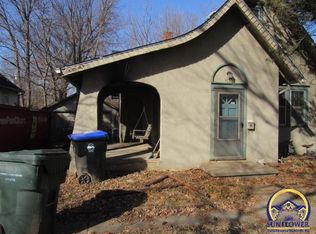1035 SW Randolph Ave, Topeka, KS 66604