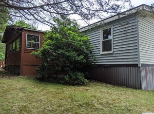 204 Irving Rd, Greenville, NY 12083