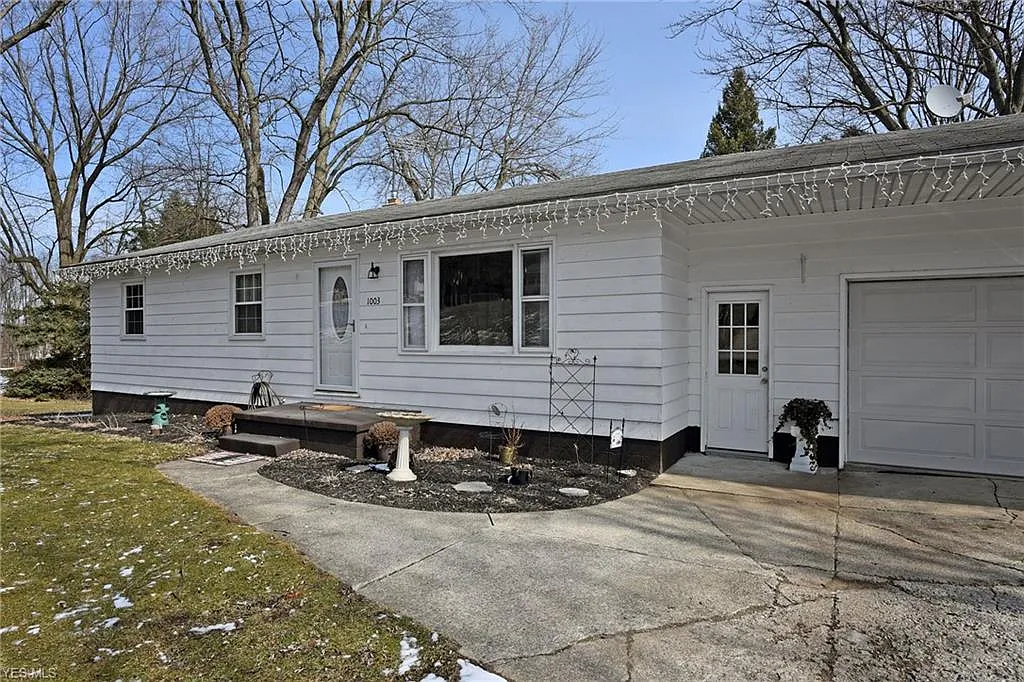 1003 Alpine Blvd photo 1