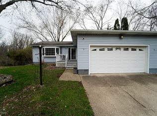 1877 Clearbrook Dr, Stow, OH 44224