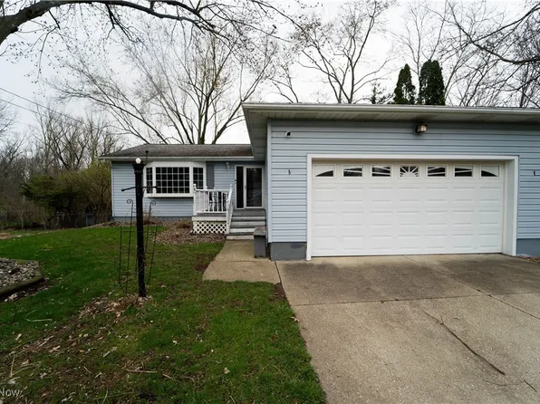 1877 Clearbrook Dr, Stow, OH 44224