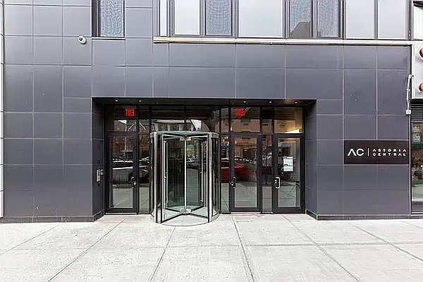 Rented by REAL New York | media 21