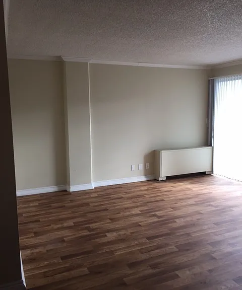 Irving Heights Apartments — Photo 66