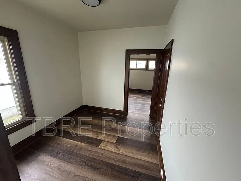 2630 S 4th St #HOUSE — Photo 8