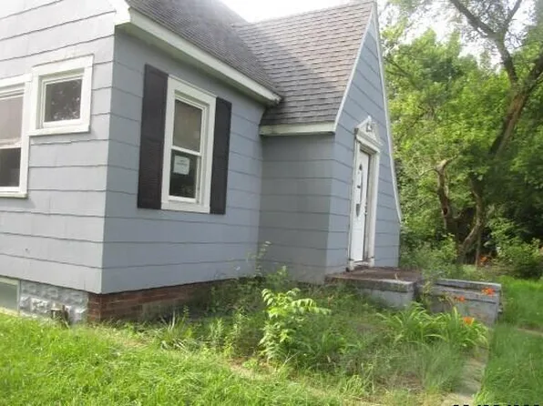 69786 S Nottawa Rd, Sturgis, MI 49091