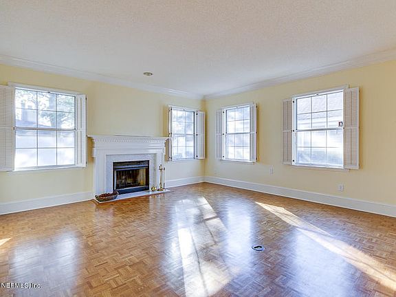 3rd image of 5303 Ortega Blvd APT 106