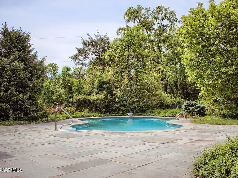 195 Fairmount Dr — Photo 7