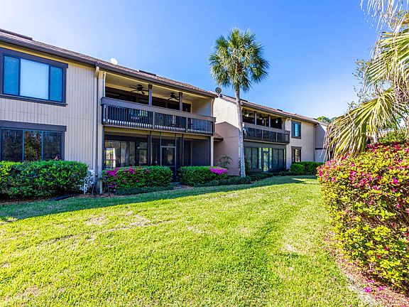 3rd image of 7627 Las Palmas Way #240