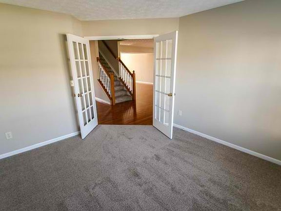 3rd image of 9402 Cadogan Ct