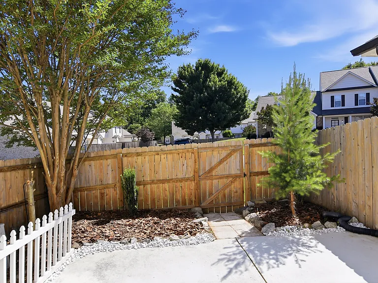 17 Abelia Ct — Photo 26