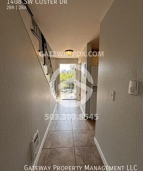 1408 SW Custer Dr — Photo 18