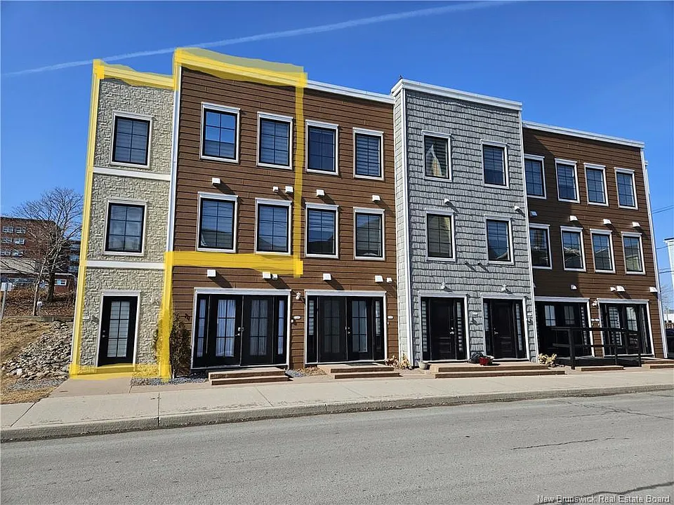 127 Waterloo St #120