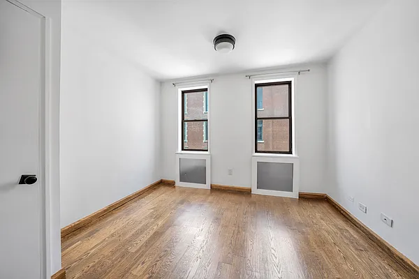 Rented by Douglas Elliman | media 16