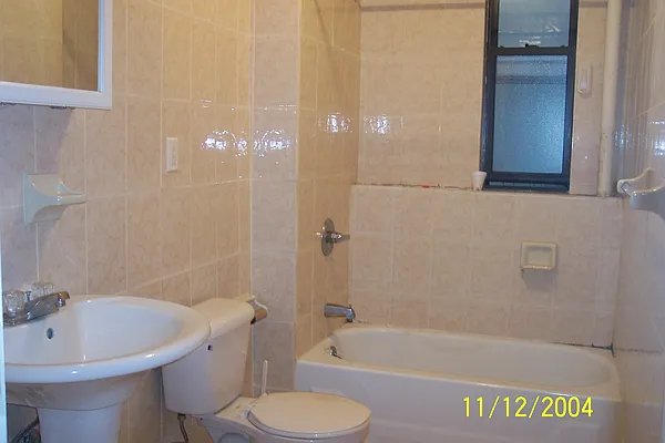 Rented by Singleton Realty | media 2