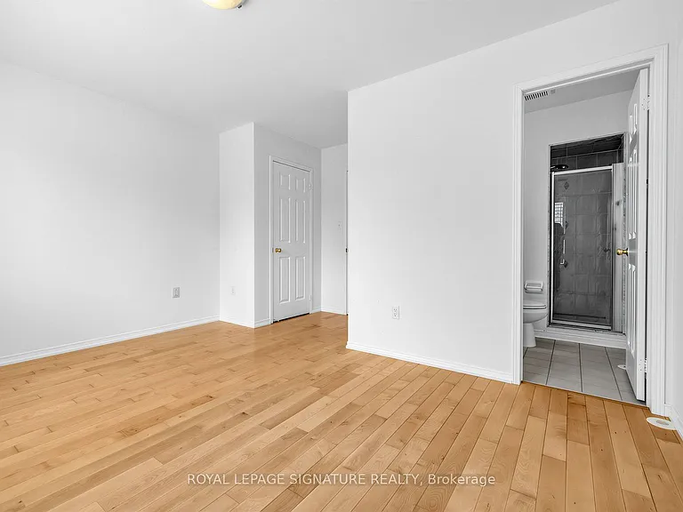 29 Coburg Cres — Photo 9