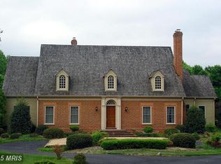 9637 Georgetown Pike, Great Falls, VA 22066