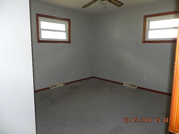 4th image of 4360 Belle Ave