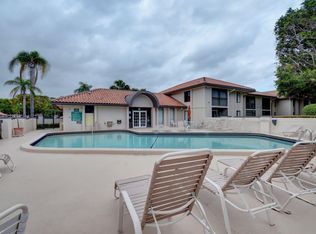 400 Club Cir APT 106, Boca Raton, FL 33487