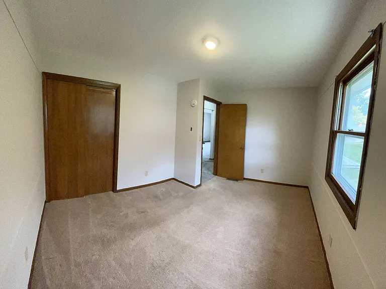 5712 Elm Ave — Photo 5