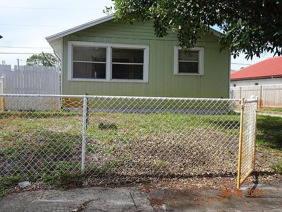 3rd image of 437 Summa St
