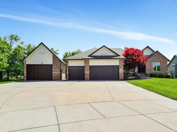 15811 W McCormick Ave, Goddard, KS 67052