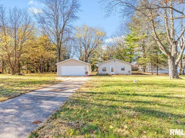 5607 Prairie School Rd, Riverton, IL 62561