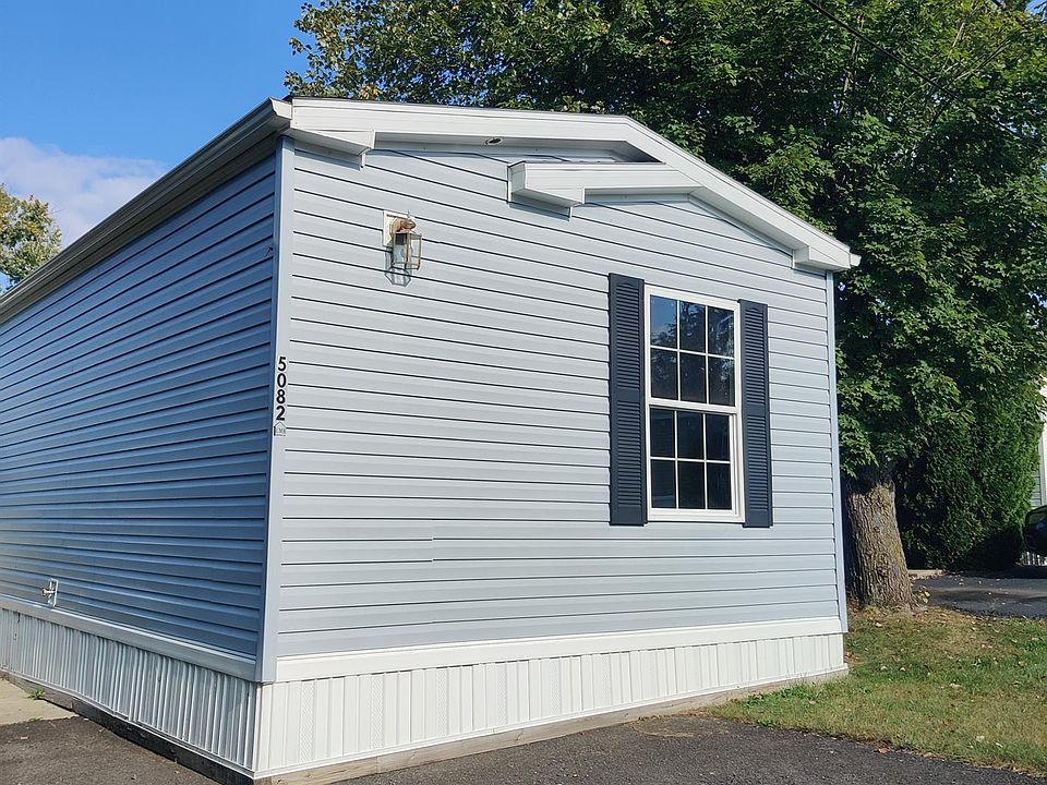 Exterior Image-0-Champion 14A Arbor Estates