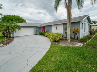 18327 SE Par Ln, Jupiter, FL 33469