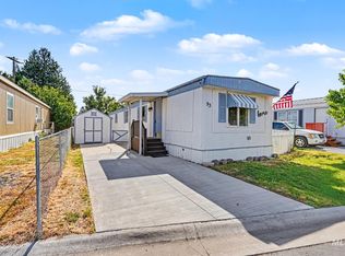 424 W Cherry Ln Trailer 93, Meridian, ID 83642