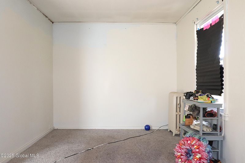 4th image of 2328 William Street