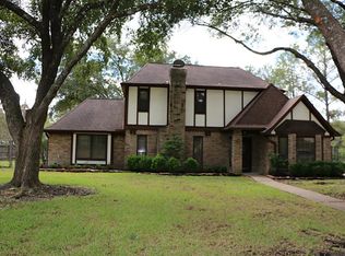 811 Crystal Lake Ln, Spring, TX 77380