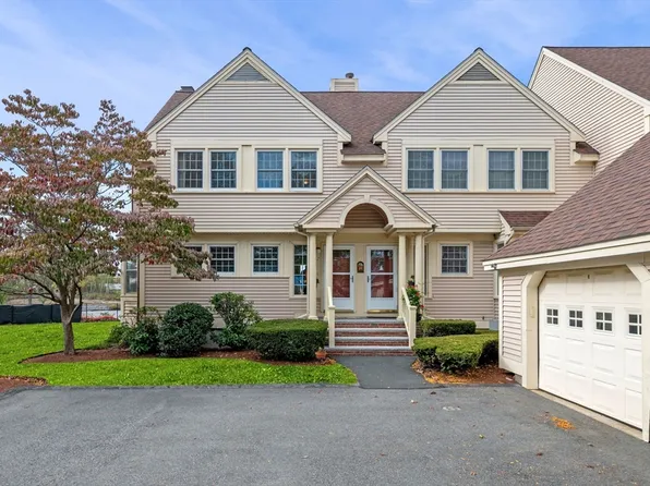 33 Water St APT 7, Danvers, MA 01923