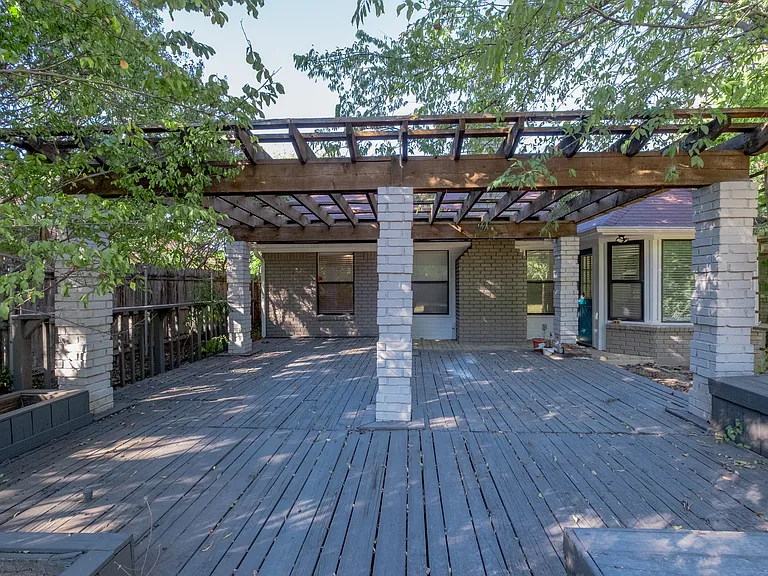 8201 Llano Ave — Photo 6