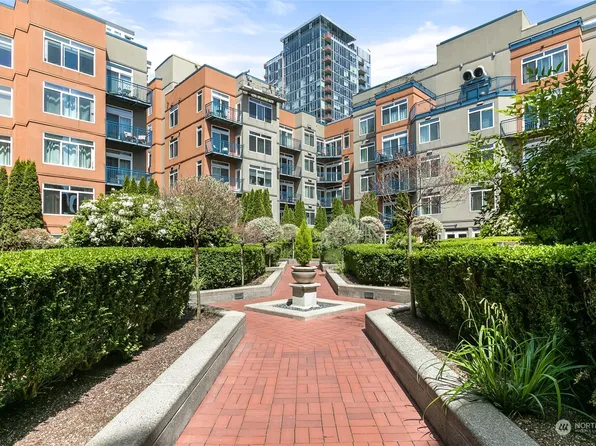 2414 1st Avenue #606, Seattle, WA 98121