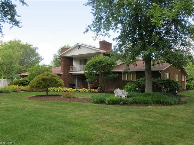 1st image of 2647 Skyline Dr