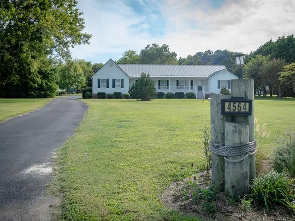 4564 Capeville Dr, Cape Charles, VA 23310