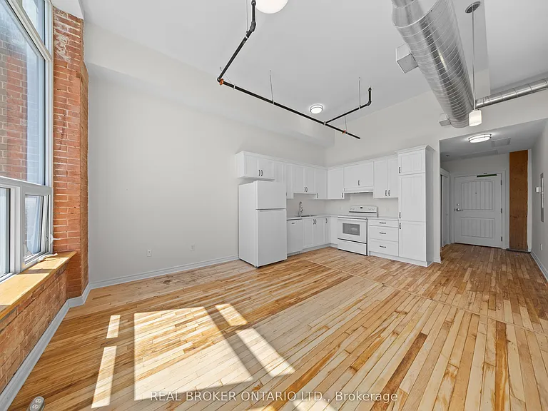 150 Mill St #212 — Photo 12