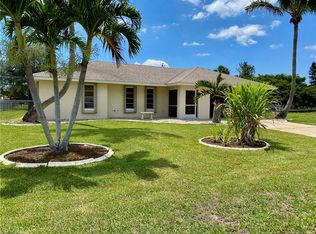 4312 SW Santa Barbara Pl, Cape Coral, FL 33914