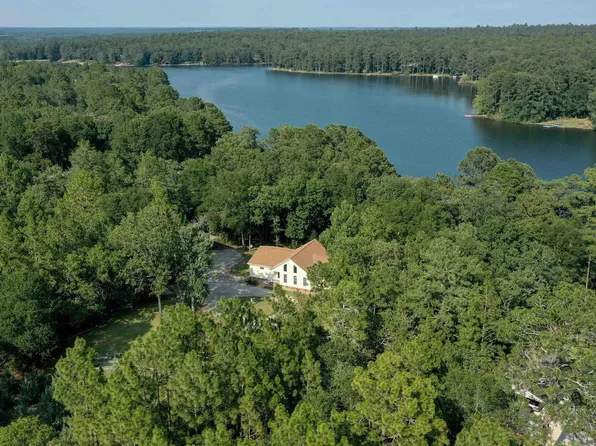 813 Edisto Lake Rd, Wagener, SC 29164
