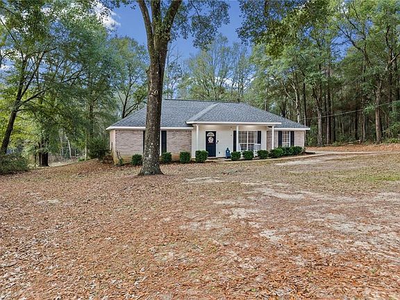4th image of 1251 Timber Creek Dr N