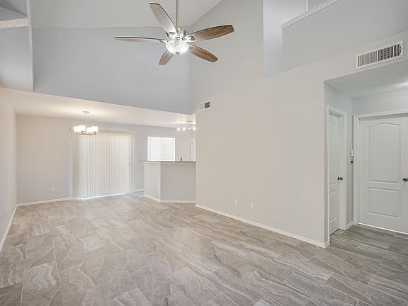 4th image of 14323 Smokey Point Dr