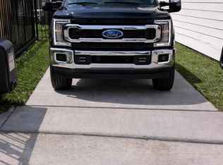 812 Thornton Rd #F, Houston, TX 77018