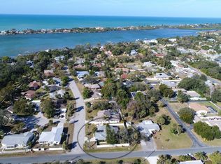 500 Casas Bonitas Dr, Nokomis, FL 34275