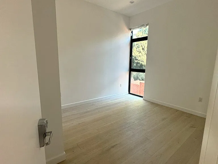 1244 Innes Ave #A — Photo 12
