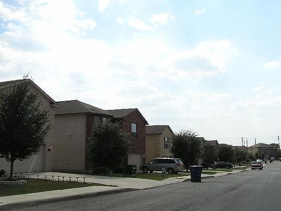 5th image of 7922 McGowen Fld