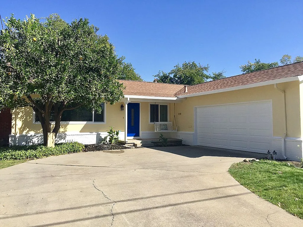 1082 Madison Ave photo 1