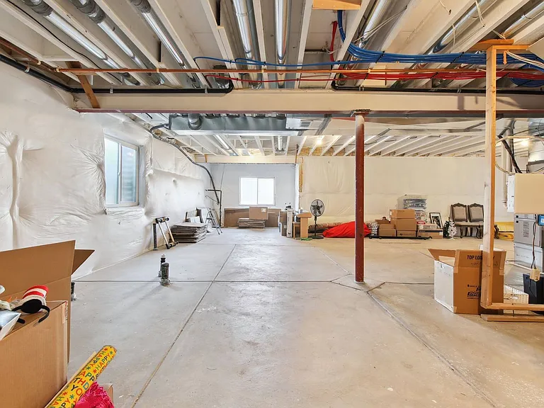 18809 W 92nd Dr — Photo 32